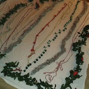 150 Ft of Holiday Garlands!